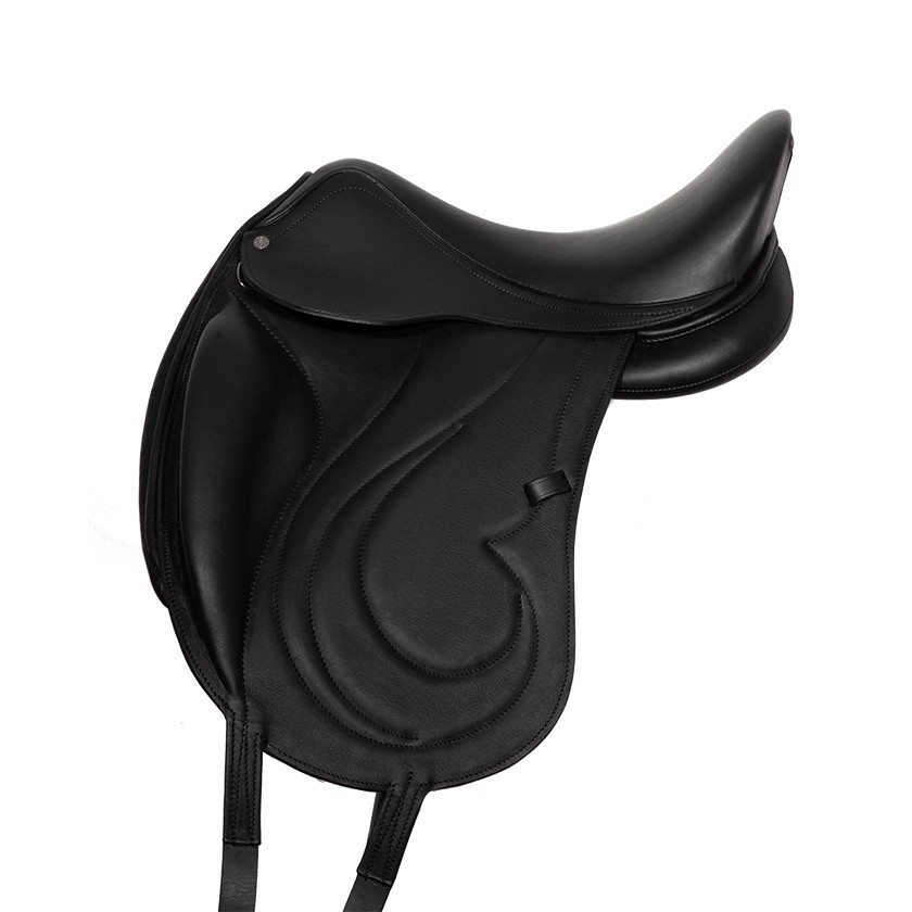 Cadence dressage saddle