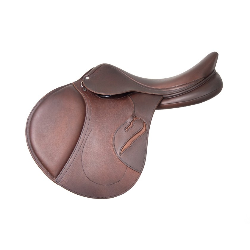 Comfort jumping saddle