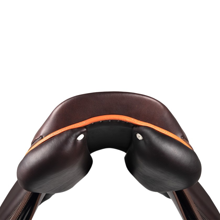 Contact jumping saddle