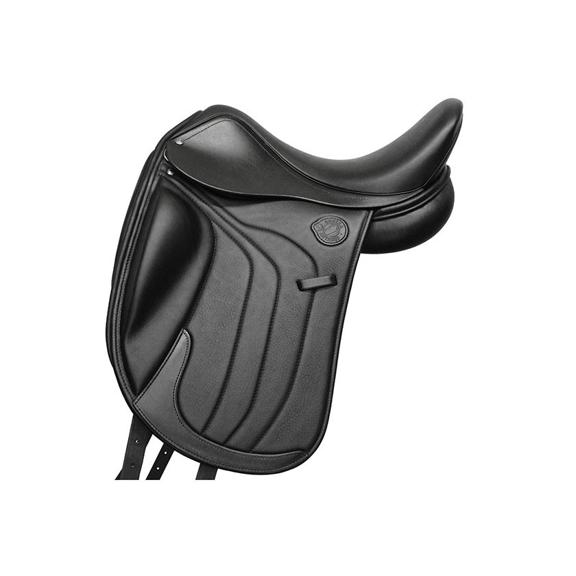 Skylla dressage saddle