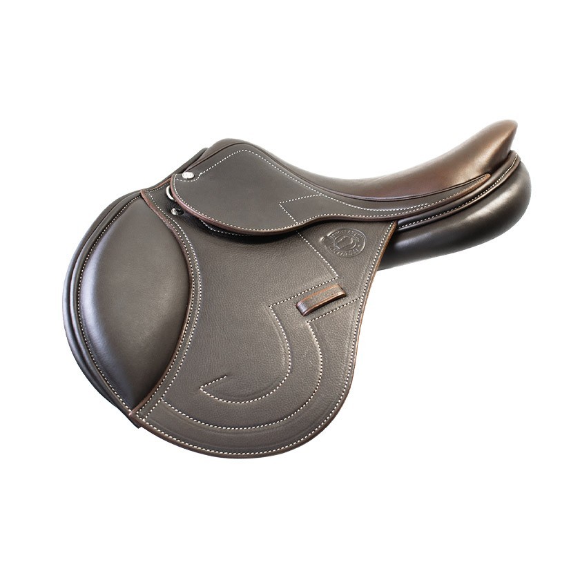 Signature jumping saddle