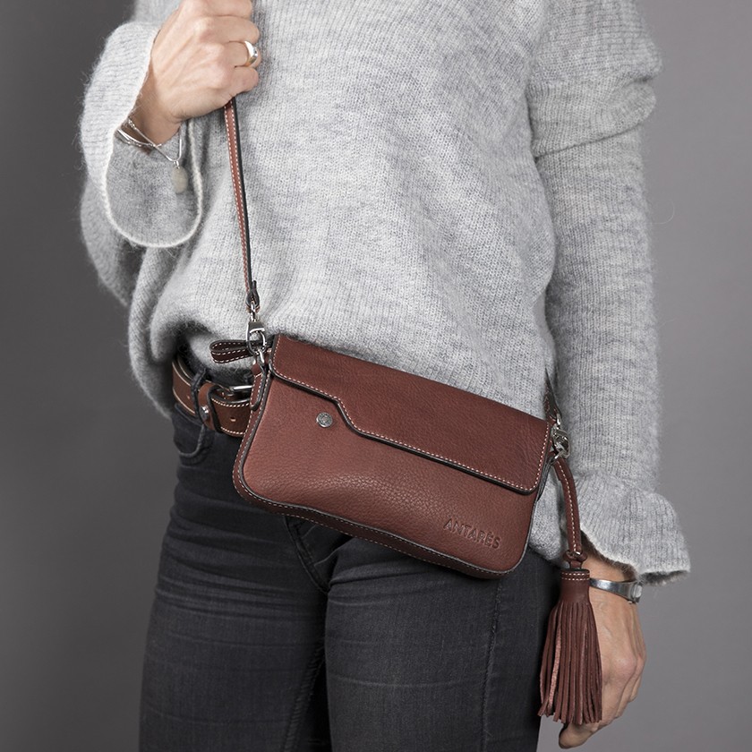 POCHETTE CUIR MARRON