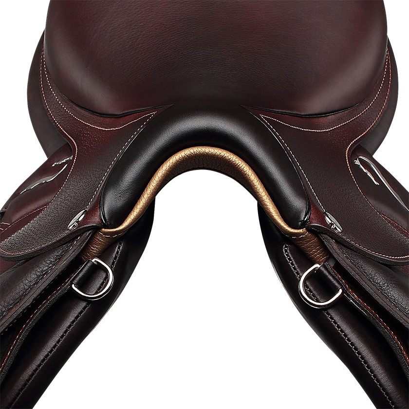 Extra Contact jumping saddle